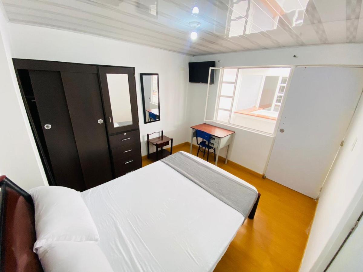 Casa Coral Hotel Богота Екстериор снимка