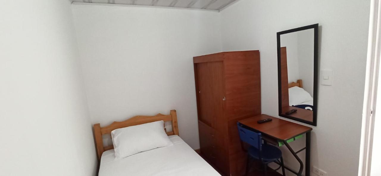 Casa Coral Hotel Богота Екстериор снимка
