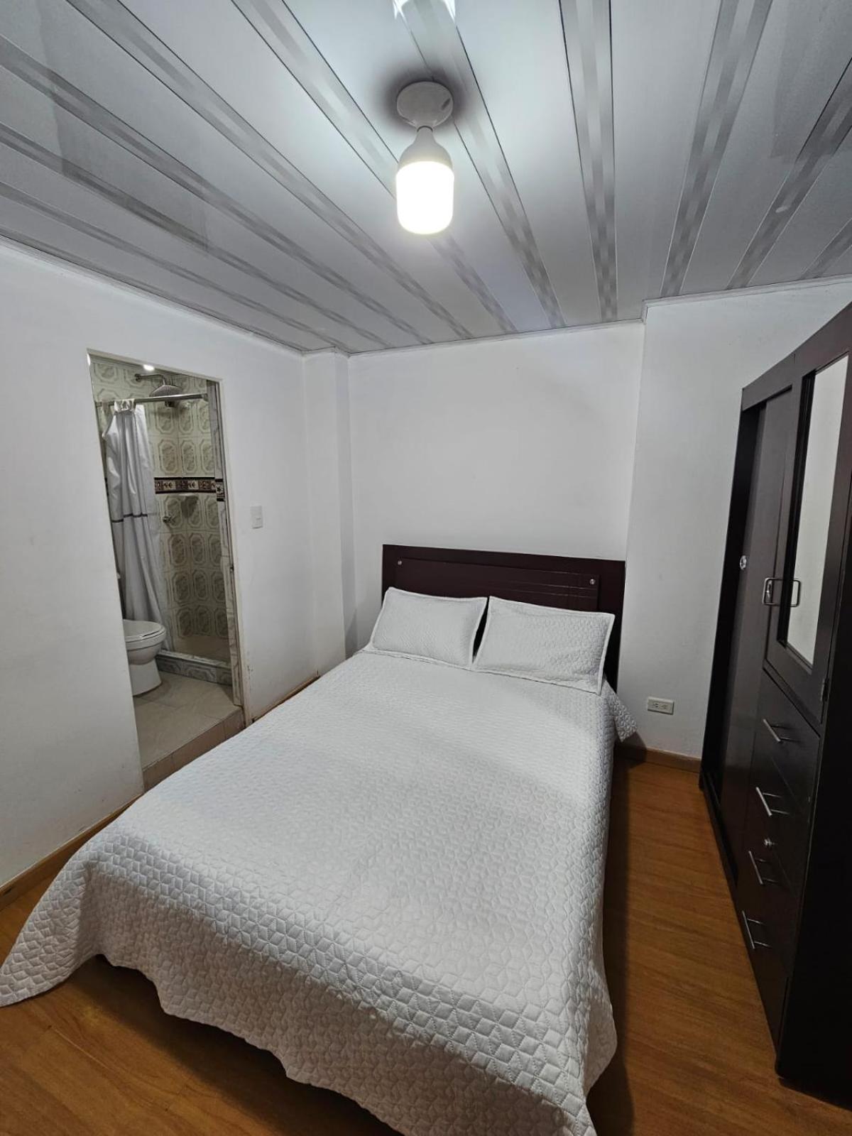 Casa Coral Hotel Богота Екстериор снимка